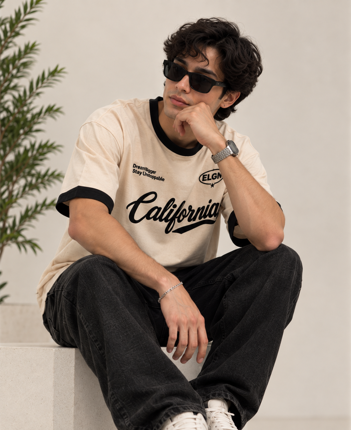 California Script Graphic Oversized T-Shirt