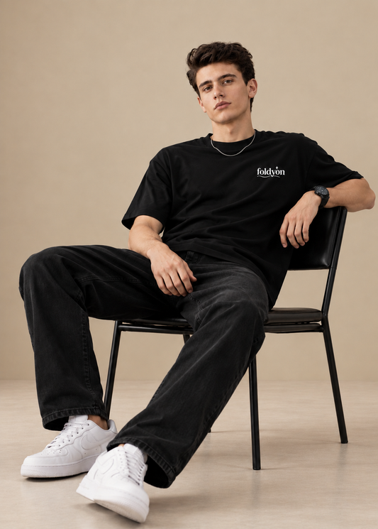 Seated model view - Black